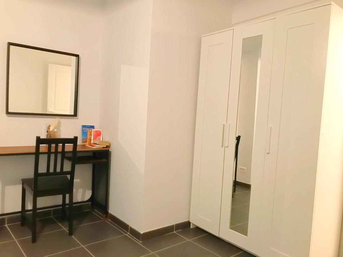 Appartement En Plein Centre Ville Apt Exteriör bild