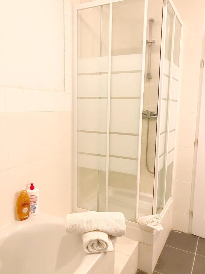 Appartement En Plein Centre Ville Apt Exteriör bild